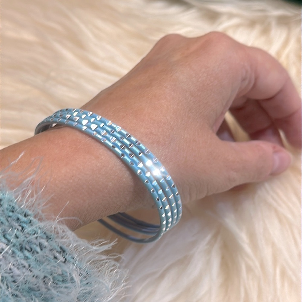 Blue bangles